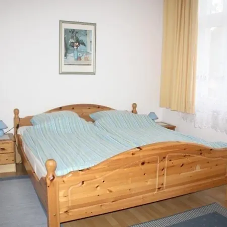 In Gruenderzeitvilla In Strandnaehe *